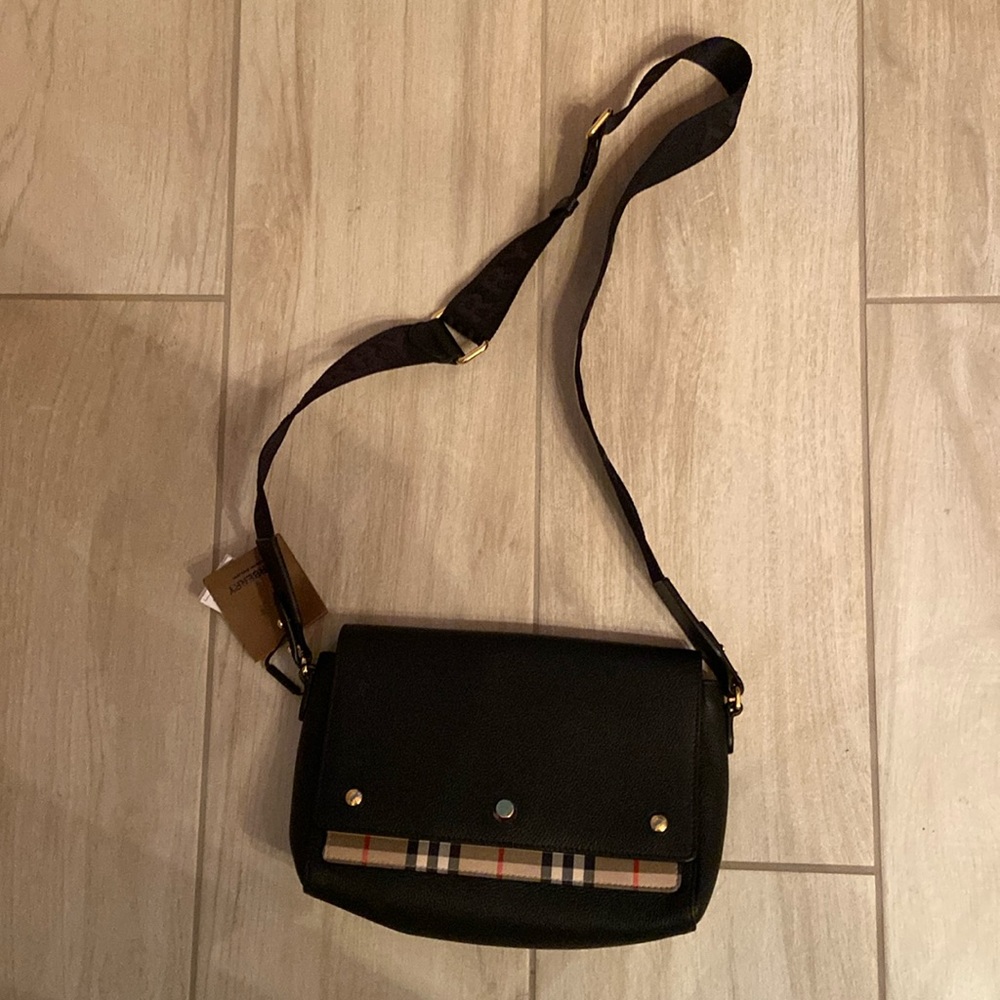 Burberry Note Black Crossbody Bag with Signature Check Accent